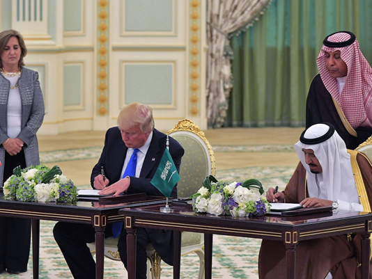 Toàn văn bài diễn thuyết lay động thế giới Hồi giáo của ông Trump tại Saudi Arabia - Ảnh 2.