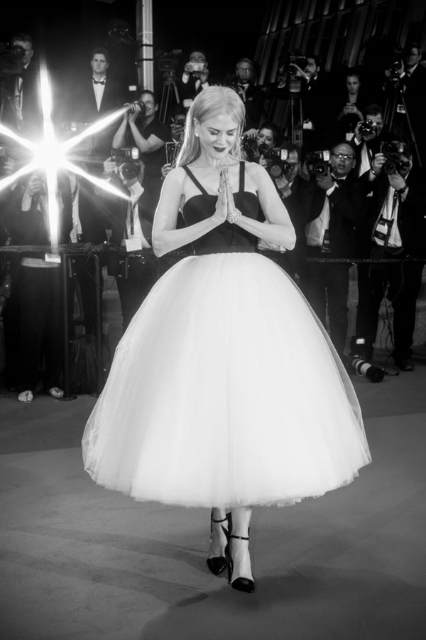 Những khoảnh khắc xuất sắc của Nicole Kidman tại Cannes 2017 khiến giới mộ điệu ngây ngất - Ảnh 1.