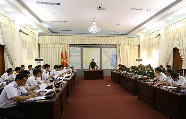 Tổng Tham mưu trưởng QĐND Việt Nam thăm, kiểm tra Lữ đoàn 126 và Vùng 1 Hải quân - Ảnh 1.