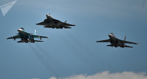 PAK FA và Su-35S: Trụ cột tương lai của Không lực Nga - Ảnh 1.