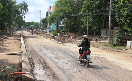 Chủ tịch UBND tỉnh Đồng Tháp tiết lộ tin người tố cáo: Có thể bị truy cứu trách nhiệm hình sự - Ảnh 1.