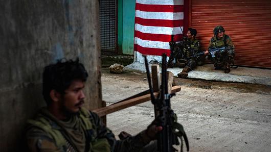 Mỹ đưa đặc nhiệm đến Philippines chống khủng bố thân IS - Ảnh 1.