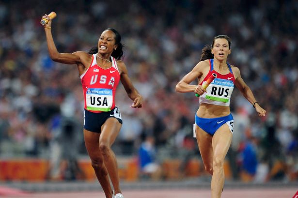 Sao điền kinh Mỹ phá thai 2 tuần trước Olympic vẫn giành Huy chương vàng - Ảnh 1.