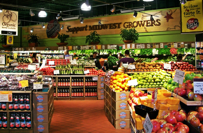 Amazon chi mạnh tay, bỏ 13,7 tỷ USD để thâu tóm chuỗi siêu thị thực phẩm sạch Whole Foods Market - Ảnh 2.