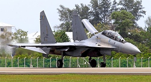 Malaysia tích hợp thành công bom GBU-12 lên máy bay chiến đấu Su-30MKM - Ảnh 1.