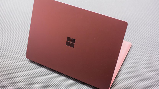 Các chuyên gia công nghệ thế giới hết lời khen ngợi Microsoft Surface Laptop - Ảnh 1.