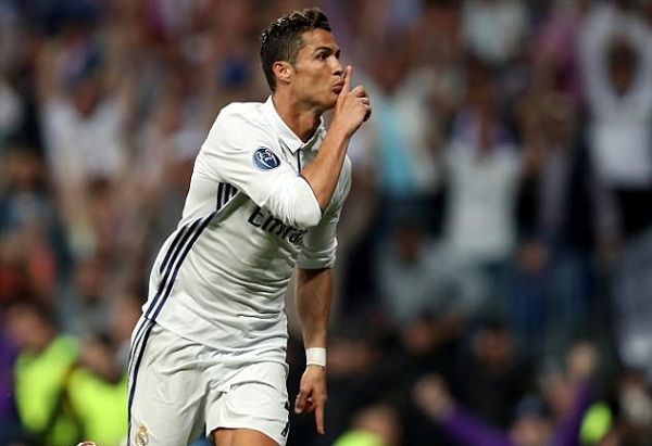 Real Madrid ra giá lên tới... 350 triệu bảng cho Ronaldo - Ảnh 1.
