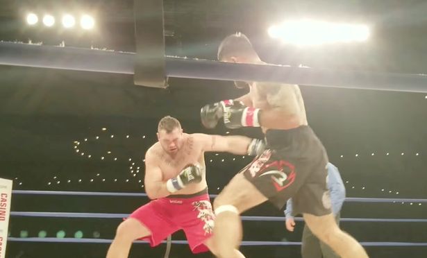 Võ sĩ UFC qua đời sau khi bị knock-out trên sàn đấu - Ảnh 1.