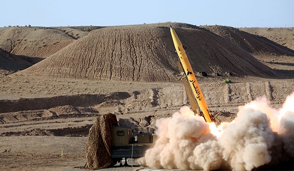 Iran tiết lộ tên lửa tấn công khủng bố ở Syria - Ảnh 2.