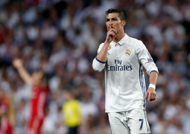 Bố già Real giữ Ronaldo: 1 tỷ euro không bán “linh hồn” - Ảnh 1.