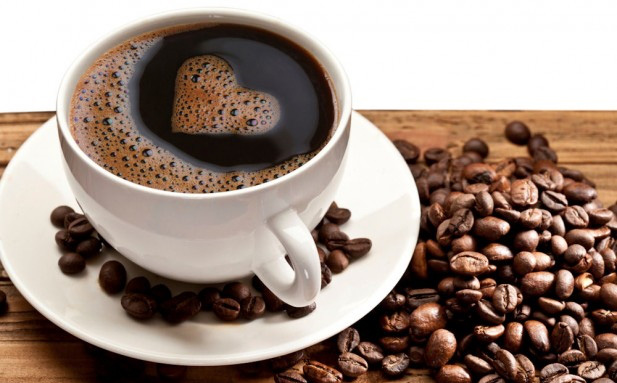 Cà phê đen và cà phê sữa, uống loại nào tốt hơn?