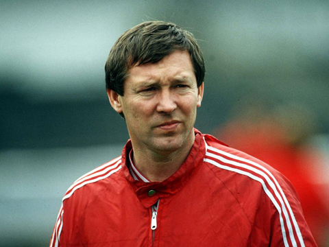 Những cơn giận dữ và máu ăn thua đã tạo lên Alex Ferguson vĩ đại (Phần 3) - Ảnh 2.