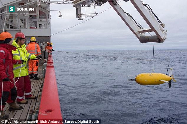 Tàu ngầm không người lái ở độ sâu 4.000m phát hiện bí mật chưa từng có ở Nam Cực - Ảnh 1.