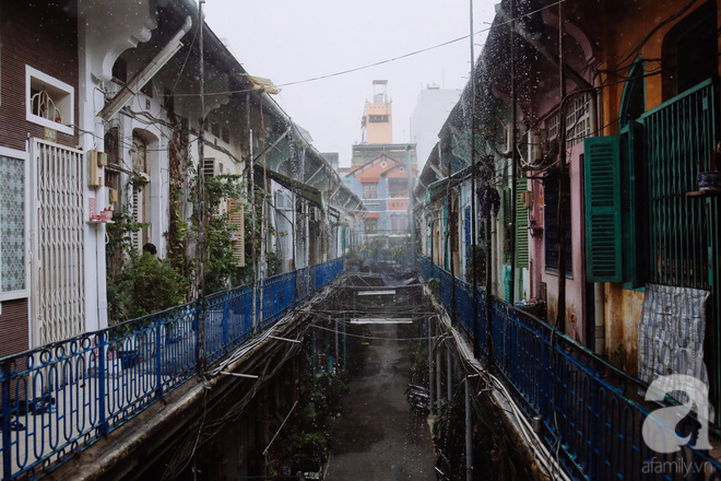  Cuộc sống bí ẩn và bình yên bên trong con hẻm Sài Gòn trăm năm tuổi, nghe cái tên đã lạ: Hào Sĩ Phường - Ảnh 1.
