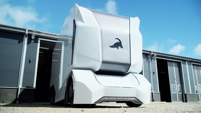 Xe tải đầu kéo được trang bị công nghệ tự động lái, không có chỗ cho con người, theo đúng nghĩa đen - Ảnh 2.