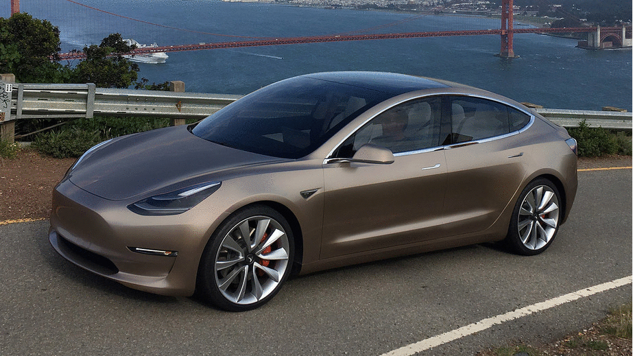 Elon Musk ra mắt đứa con cưng: Siêu xe Tesla Model 3 chỉ 35.000 đô! - Ảnh 3.