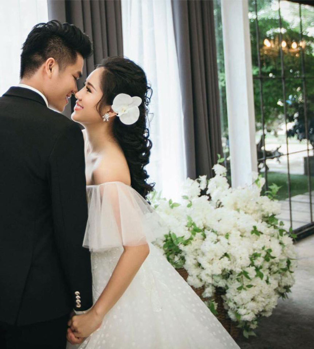 Hé lộ ảnh cưới của Lê Phương cùng bạn trai phi công kém 7 tuổi trước ngày lên xe hoa - Ảnh 2.