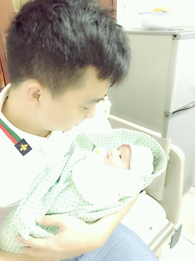 Diễn viên Hoàng Yến vừa sinh con gái với chồng thứ 4 - Ảnh 1.