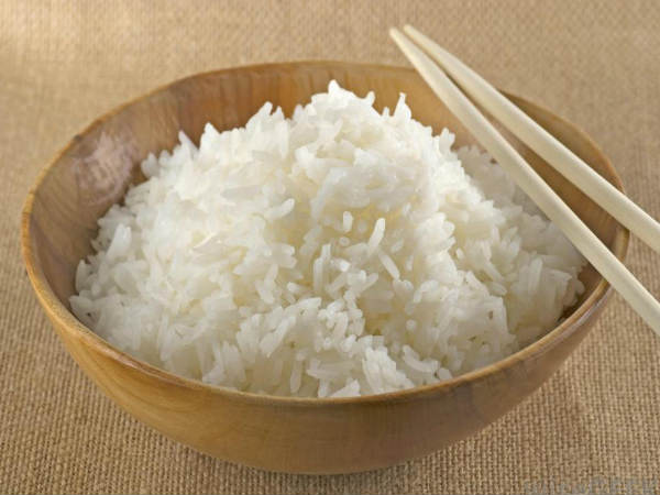 Công dụng bất ngờ khi cho một thìa dầu dừa vào gạo rồi nấu cơm, bạn đã biết chưa? - Ảnh 1.