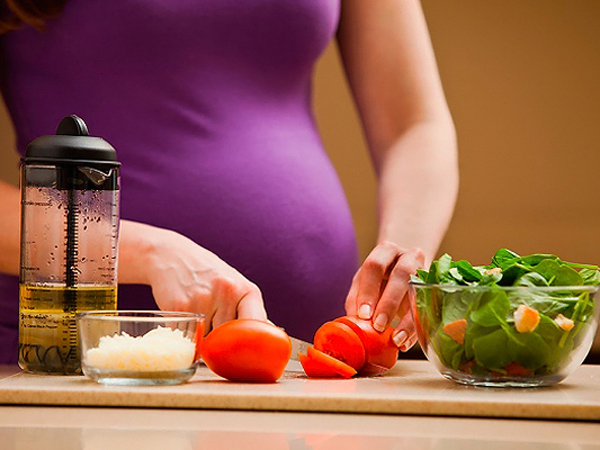 Chế độ dinh dưỡng giúp trẻ phát triển chiều cao trong 1000 ngày đầu đời - Ảnh 1.