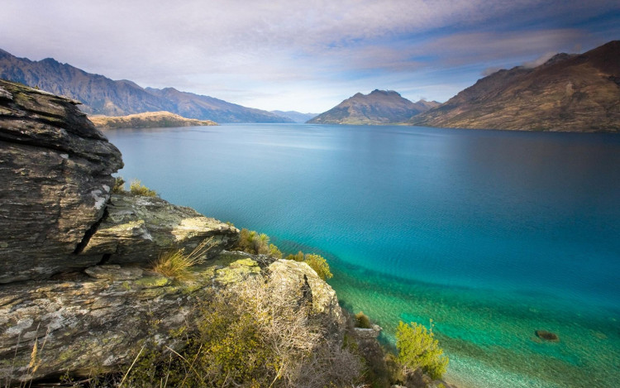 Hồ không đáy Goluboe - bí ẩn chết chóc đáng sợ bậc nhất hành tinh - Ảnh 1.