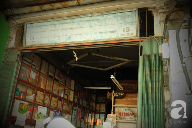  Ký ức 104 năm của tiệm trà giữa trung tâm Sài Gòn, bạn đồng niên với chợ Bến Thành - Ảnh 1.