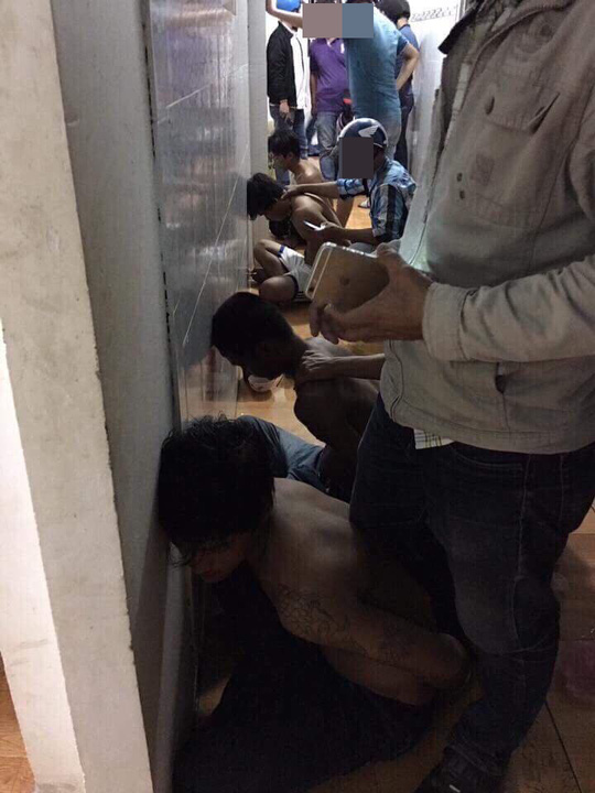 Bắt 4 đối tượng s&aacute;t hại 2 thanh ni&ecirc;n ở Ph&uacute; Quốc - Ảnh 1.