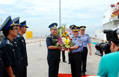 Tàu Lực lượng Bảo vệ bờ biển Hàn Quốc thăm thành phố Đà Nẵng - Ảnh 1.