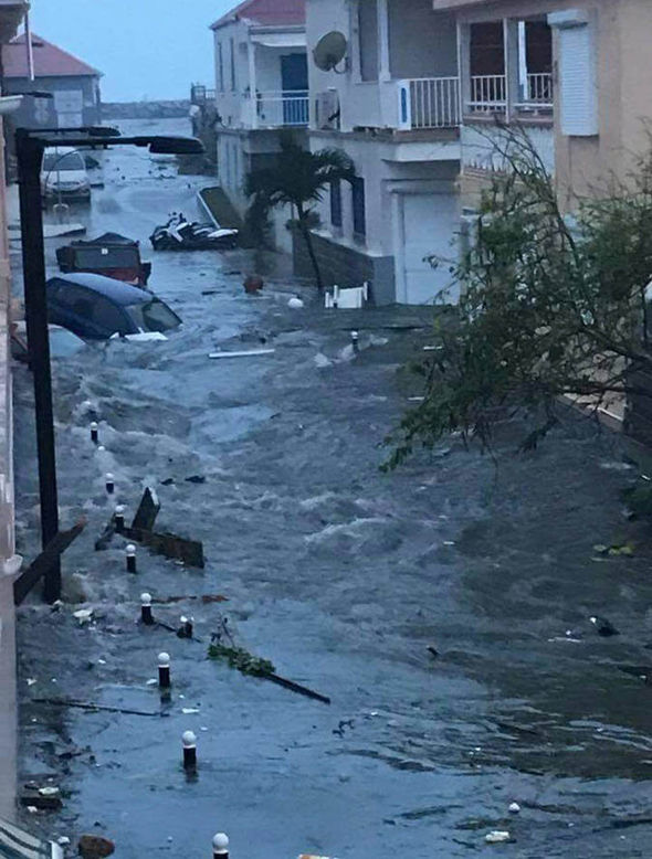 Phát hiện nguyên nhân biến siêu bão Irma trở thành quái vật càn quét Caribe và Mỹ - Ảnh 3.