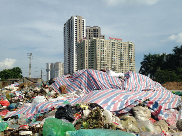 Hà Nội: Hàng trăm căn hộ view đẹp đóng cửa im ỉm cả ngày - Ảnh 1.