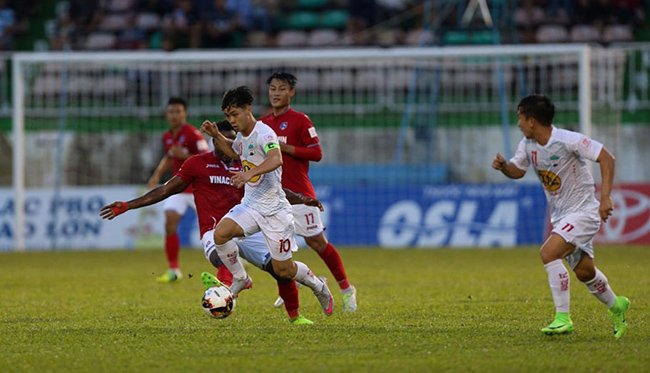 Vòng 18 V-League: Công Phượng nửa vời, HAGL đau đầu - Ảnh 1.