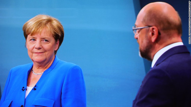  Chân dung Martin Schulz - Từ người bán sách và không có bằng đại học đến đối thủ của bà Angela Merkel  - Ảnh 1.