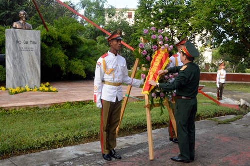 Hoạt động của Thượng tướng Phan Văn Giang trong chuyến thăm chính thức Cu-ba - Ảnh 1.