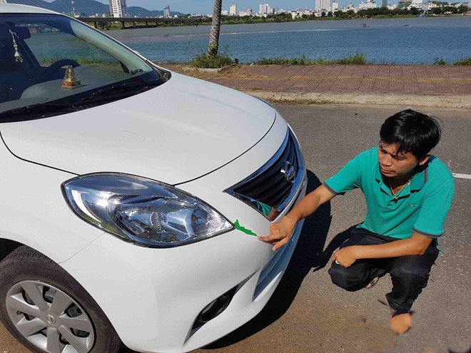 Vụ nghi vấn mua xe mới bị bán cho taxi cũ, đại lý muốn bồi thường 80 triệu đồng nhưng khách hàng từ chối - Ảnh 1.