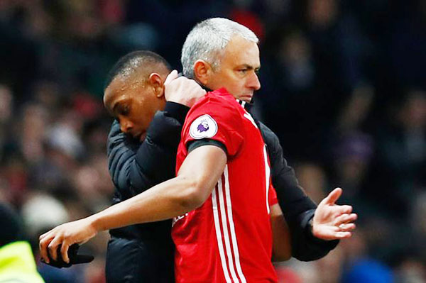 Vì sao Mourinho cần Martial trong chiến dịch săn danh hiệu của M.U? - Ảnh 2.