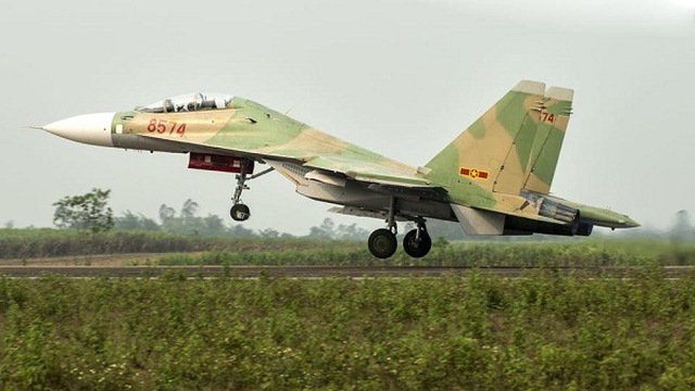 Việt Nam từ chối tiêm kích Su-30K, có quốc gia tá hỏa khi nghe tên khách hàng mới - Ảnh 3.