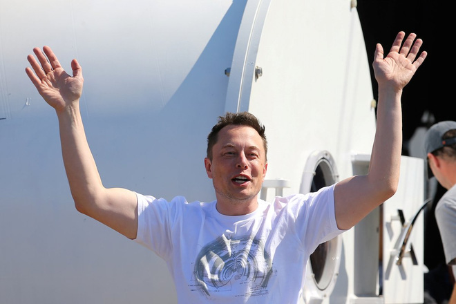 Lại thêm một tỷ phú muốn giải cứu thế giới giống Elon Musk, lần này là cha đẻ của máy hút bụi - Ảnh 2.