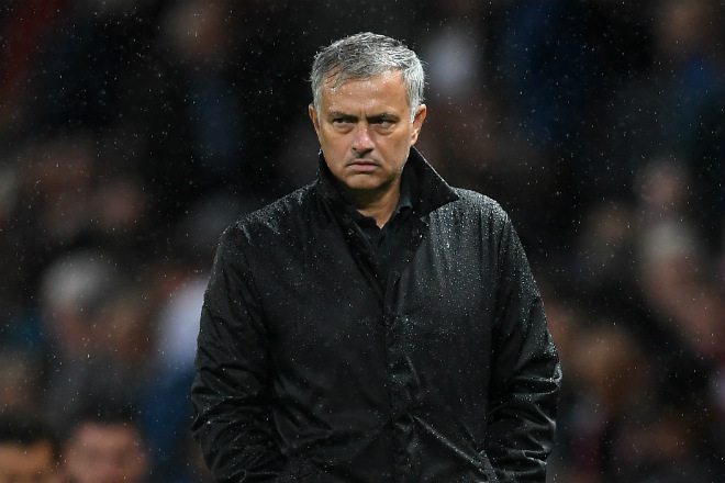 MU lâm nguy mất 7 trụ cột: Mourinho chào đón tháng 10 giông bão - Ảnh 2.