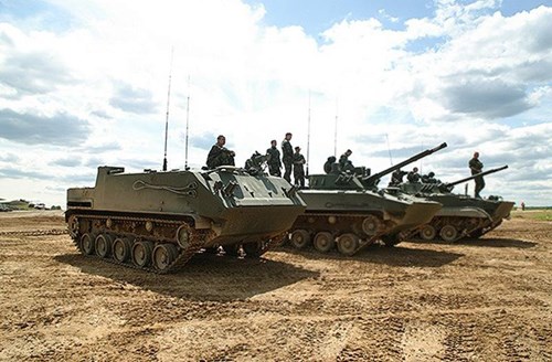 Xe thiết giáp - người bảo vệ tin cậy của bộ binh - Ảnh 1.