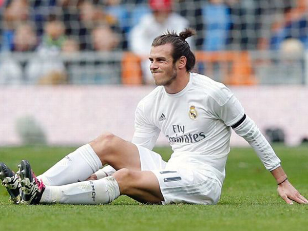 Vì chấn thương, Bale không bao giờ sánh kịp Ronaldo - Ảnh 1.
