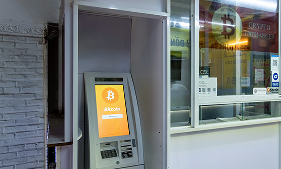  Blogger Anh nói gì về về máy ATM bitcoin đầu tiên tại Việt Nam và xu hướng giao dịch bitcoin gần đây?  - Ảnh 1.