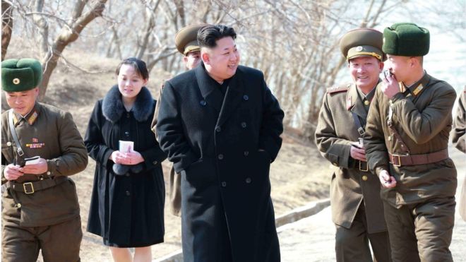 Người em gái bí ẩn của ông Kim Jong-un vừa được đưa vào Bộ Chính trị Triều Tiên là ai? - Ảnh 1.