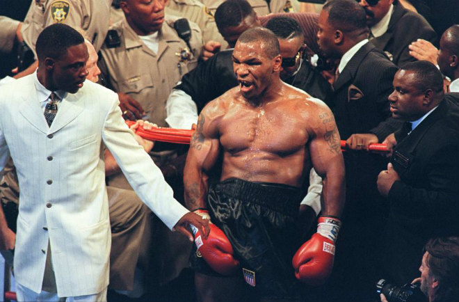 “Vua boxing” Joshua đòi vĩ đại như Mike Tyson: Vô địch nhưng không cắn tai - Ảnh 3.