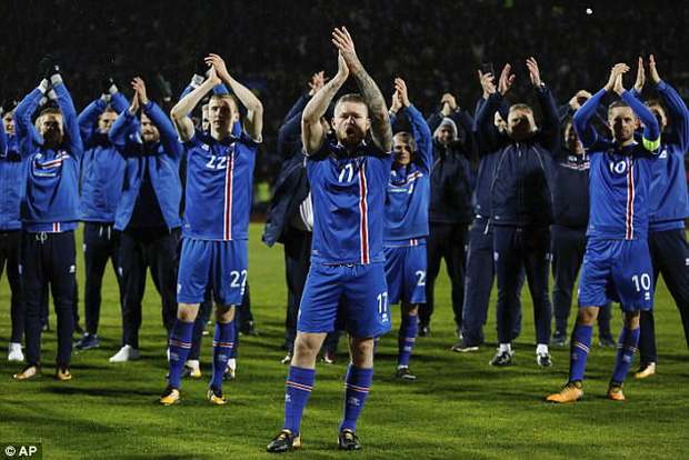 Iceland lập kỳ tích, trở thành quốc gia nhỏ nhất từng dự World Cup - Ảnh 2.