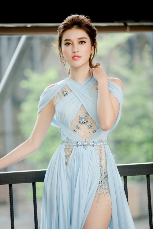 Á hậu Huyền My lên tiếng về gu thời trang gây tranh cãi tại Miss Grand International 2017 - Ảnh 1.