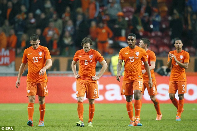 Argentina và Hà Lan không xứng đáng với những giọt nước mắt - Ảnh 2.