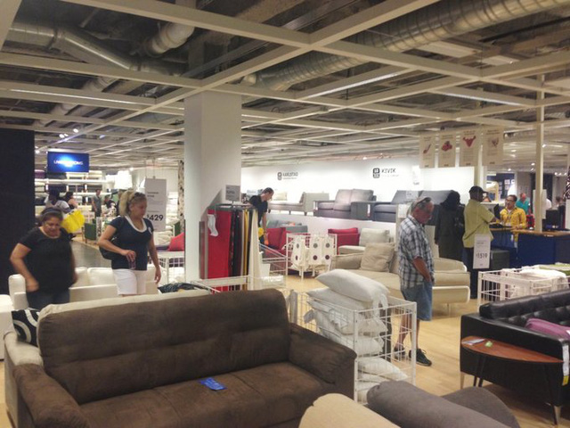 IKEA và bí mật thành công của một thương hiệu tỷ đô: Bán sản phẩm thời thượng với giá rất, rất rẻ! - Ảnh 2.