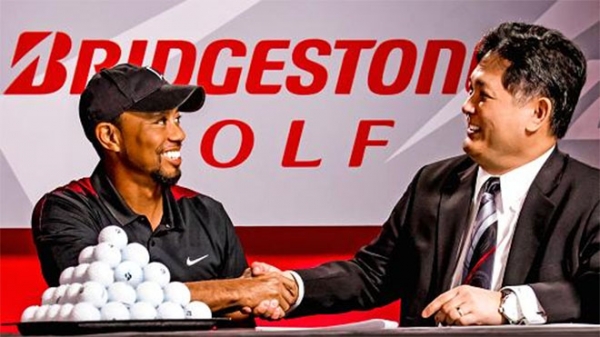 Đẳng cấp như Tiger Woods: Vẫn kiếm bộn tiền dù tối ngày miệt mài bên các bóng hồng  - Ảnh 2.