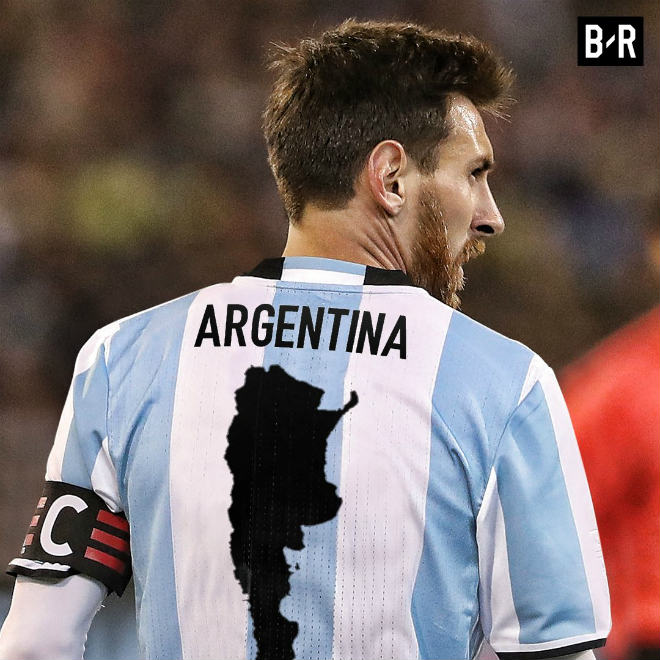 Argentina dự World Cup: Triệu fan khen Messi vĩ đại nhất lịch sử, chê Ronaldo vô dụng - Ảnh 3.