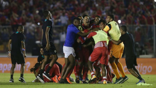 “Vết nhơ” World Cup: Nghi án Falcao hẹn “bán độ”, bàn thắng ma loại ĐT Mỹ - Ảnh 8.